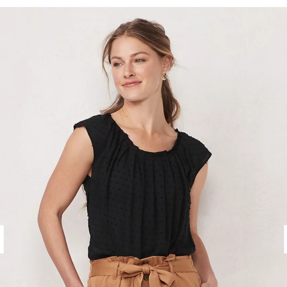 LC Lauren Conrad Pleated Swiss Dot Pheasant Blouse